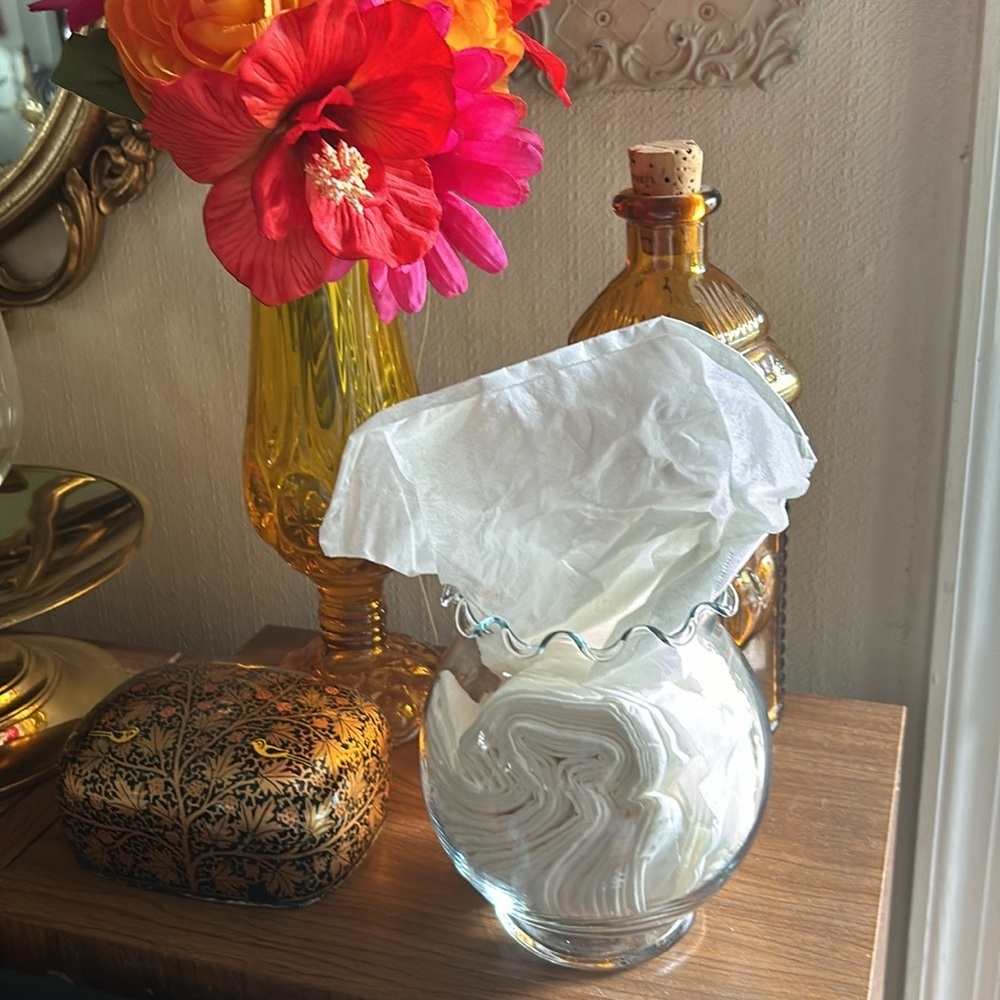 Vintage Round Glass Rose Bowl Vase w Scalloped Top